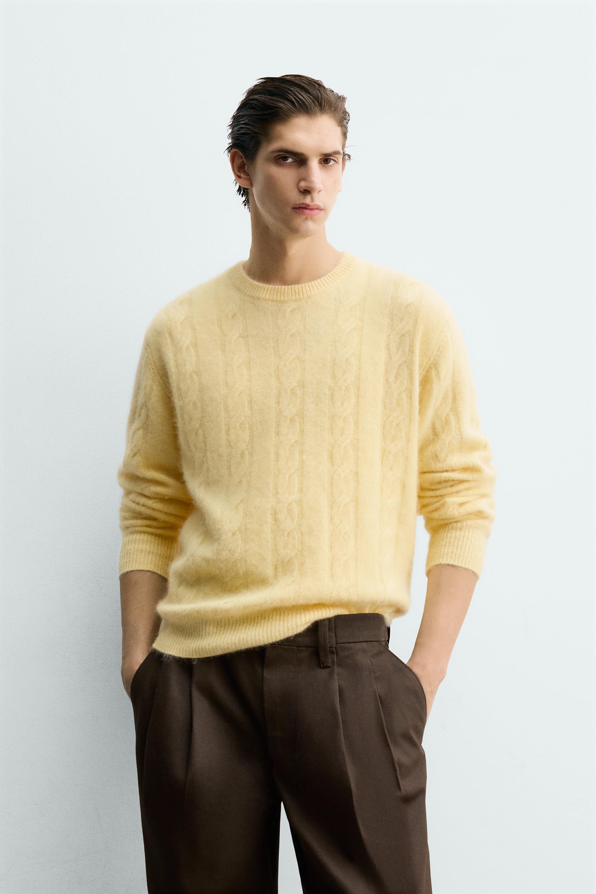 BRUSHED TEXTURED CABLE JUMPER